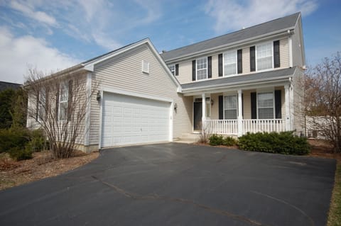 Spacious 5 Bedrooms 2 1/2 Baths west side Geneva Home