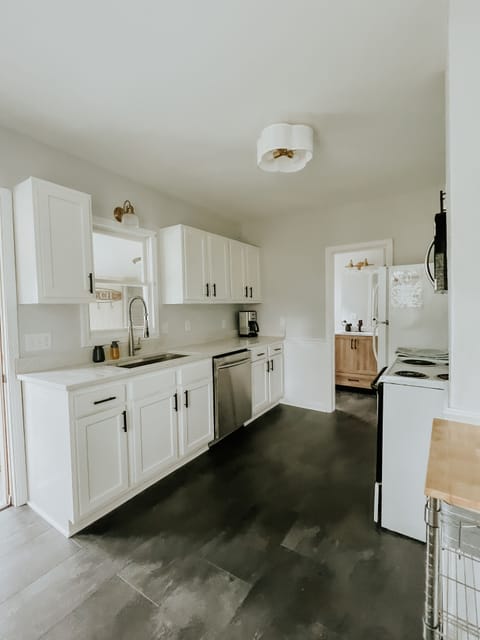 Kitchen and Bath - Renovated in Spring 2023