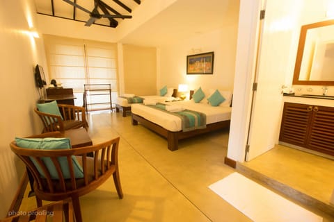Deluxe Triple Room | Egyptian cotton sheets, premium bedding, free minibar items