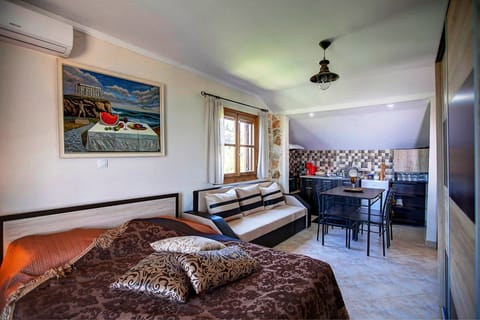 Elite Villa, Multiple Bedrooms, Private Pool, Sea View | Free minibar, desk, soundproofing, iron/ironing board