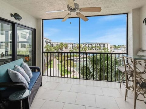 Screened In Back Patio