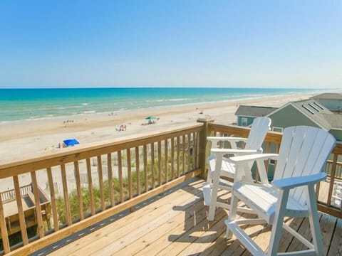 Primary Bedroom - Private Balcony w/Beautiful Views