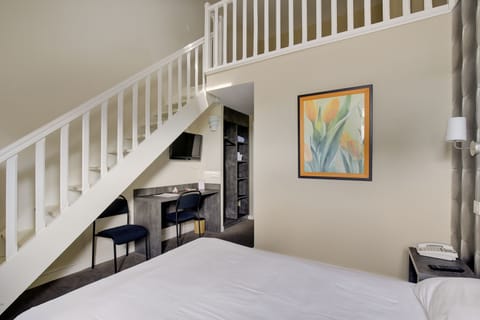 Desk, free WiFi, bed sheets, wheelchair access