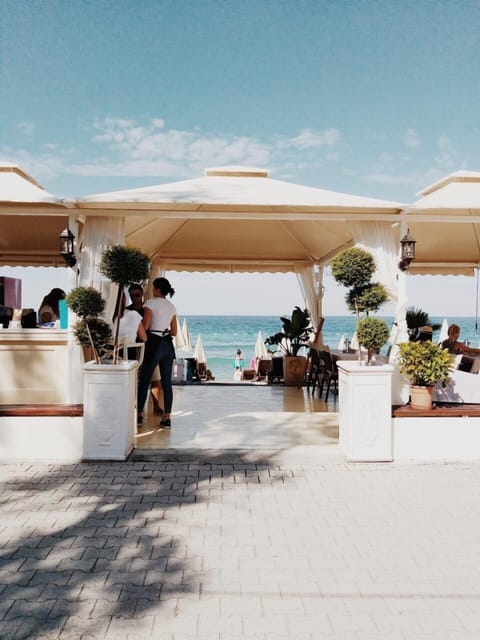 Beach bar