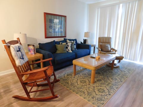 RC #322 Living Room with New Flooring