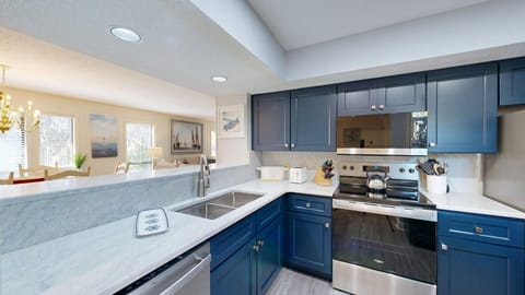 Newly Renovated Kitchen