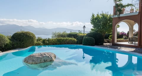Private pool