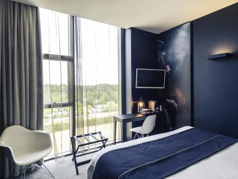 Minibar, in-room safe, desk, blackout drapes