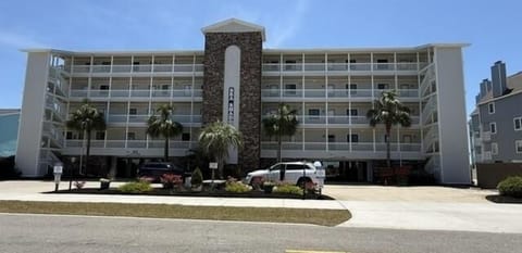 Exterior Front View