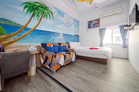 Double Room | Blackout drapes, free WiFi, bed sheets