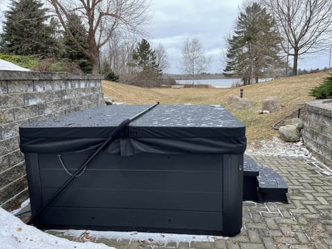 Outdoor Hot Tub - May 2025
