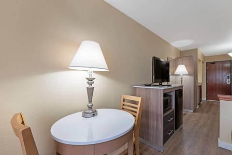 Room, 2 Queen Beds, Non Smoking | Minibar, in-room safe, desk, free WiFi