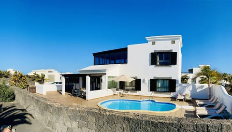 Jadaryga 
Pool Area