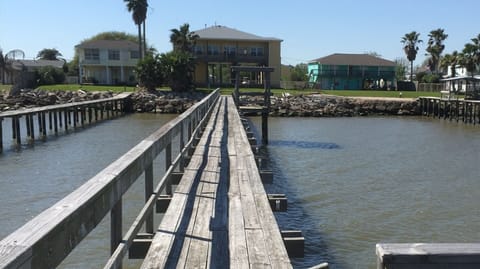 300' Pier Ready for Fishing