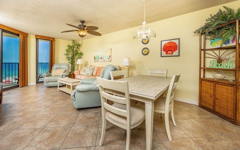Phoenix IV 4044, Orange Beach, Alabama, beach front, 2 bedroom condominium on the 4th floor