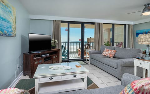 Phoenix I 1021, Orange Beach, Alabama, beach front, 3 bedroom condominium on the 2nd floor