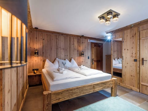 Standard Double Room | Hypo-allergenic bedding, individually decorated, free WiFi, bed sheets