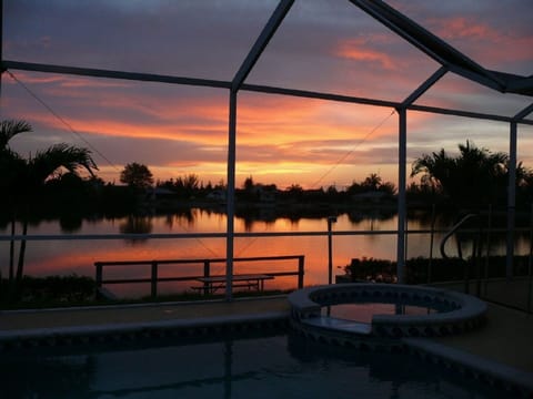 Villa Lake Memory 