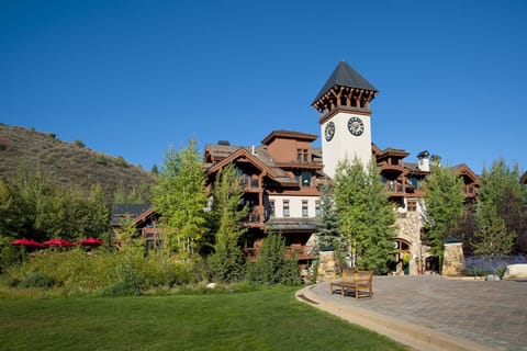 Condo, 2 Bedrooms | Exterior