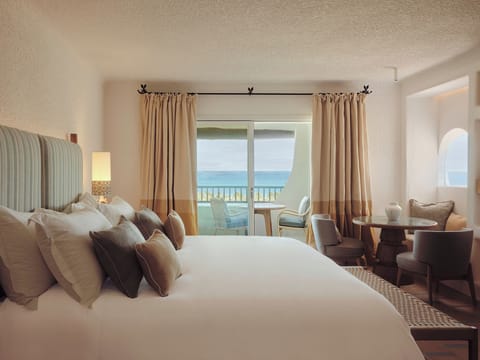 Junior Suite (Dolce Vita) | Down comforters, minibar, in-room safe, desk