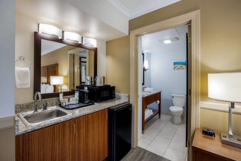 Premium bedding, blackout drapes, iron/ironing board, free WiFi