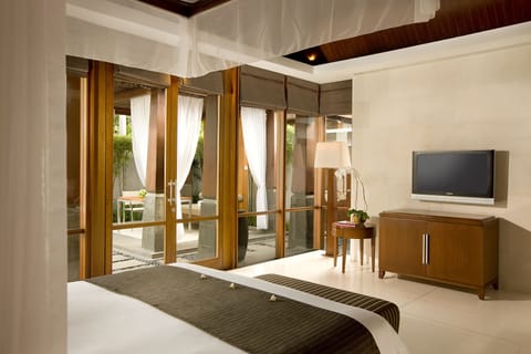 Intimate Plunge Pool Villa | Premium bedding, down comforters, minibar, in-room safe
