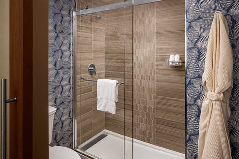 Free toiletries, hair dryer, bathrobes, slippers