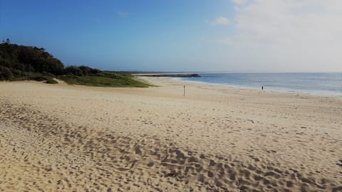 Moments to Main Beach