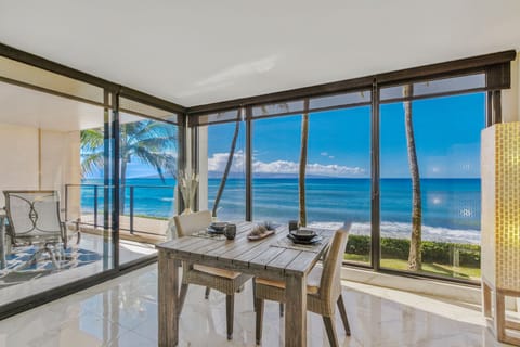 Stunning floor to ceiling unobstructed views, 2nd floor with total privacy