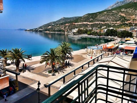 Deluxe Double Room | Desk, laptop workspace, blackout drapes, iron/ironing board