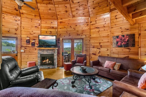 Cabin, 2 Bedrooms | Living area | TV, DVD player