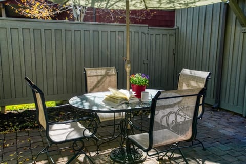 Cool and Refreshing.  Grab Some Relaxing Times with Friends