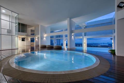 Indoor pool, outdoor pool