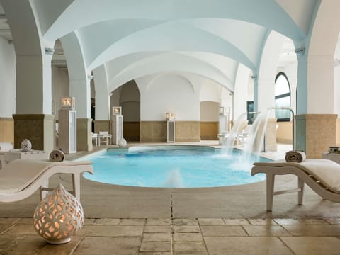 Couples treatment rooms, sauna, Turkish bath, body treatments