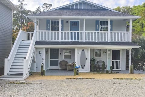 Ocean Isle Beach Vacation Rental | Studio | 1BR | Step-Free Access