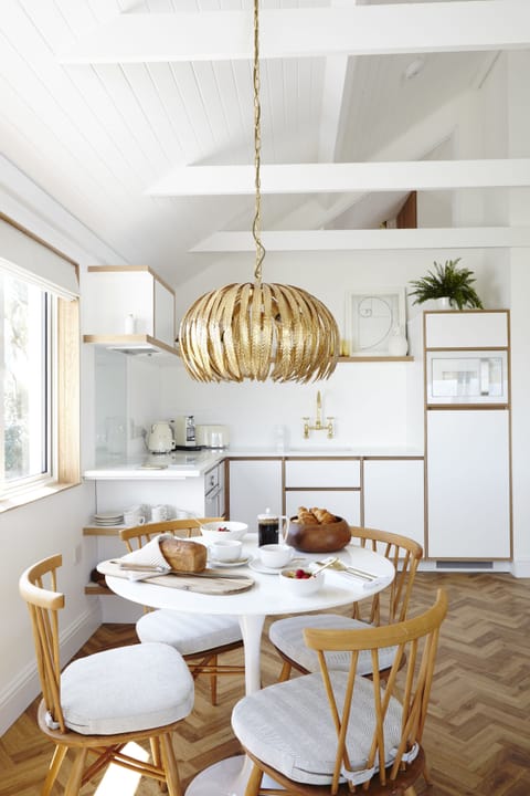 Studio (Sands Studio) | In-room dining