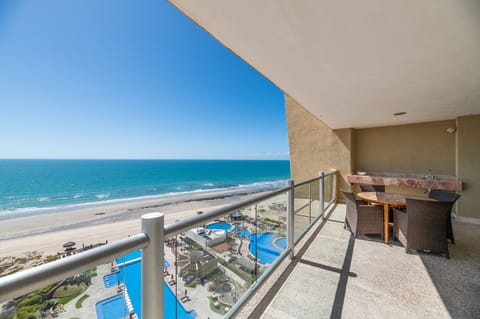 Condo | Terrace/patio