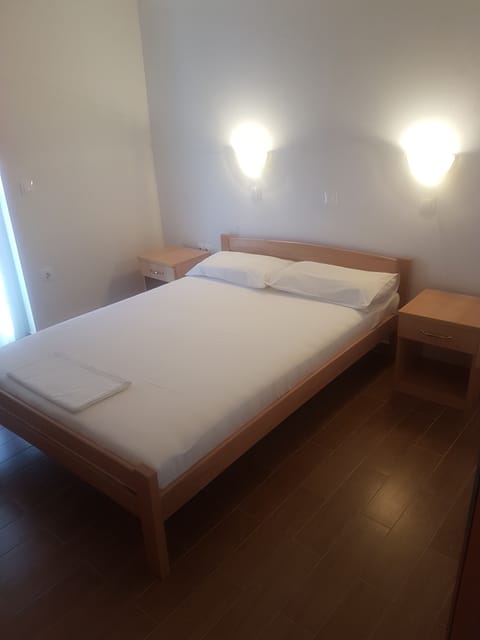 Comfort Apartment | 1 bedroom, premium bedding, down comforters, desk