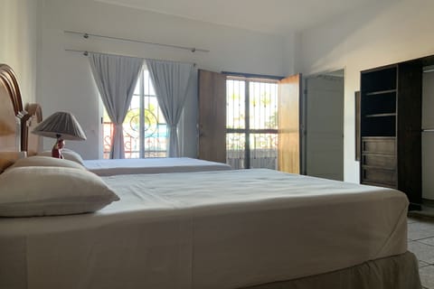 Deluxe Apartment, 2 Bedrooms | Iron/ironing board, free WiFi
