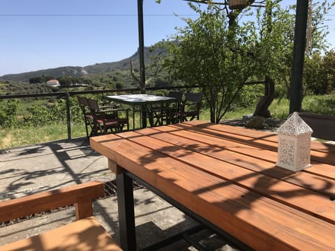 Traditional House, 2 Bedrooms, Mountain View, Courtyard Area | Terrace/patio