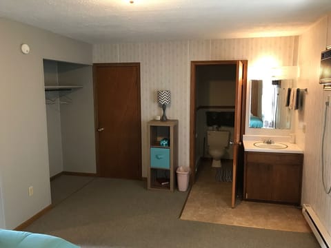 Double Room Single Use | Bathroom | Shower