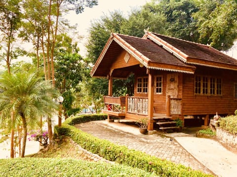 Superior Double Bungalow with River view | Terrace/patio