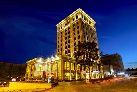 Front of property - evening/night