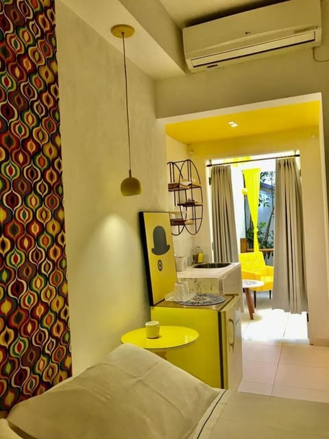 Suite Studio com Cozinha Compacta | 1 bedroom, minibar, blackout drapes, iron/ironing board