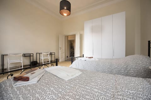 Basic Apartment, 4 Bedrooms | 1 bedroom, desk, iron/ironing board, free WiFi