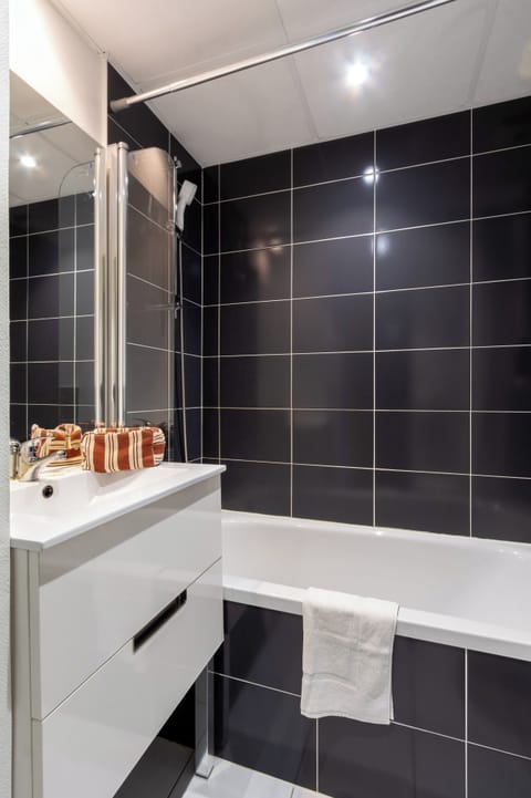 Free toiletries, hair dryer, towels, soap