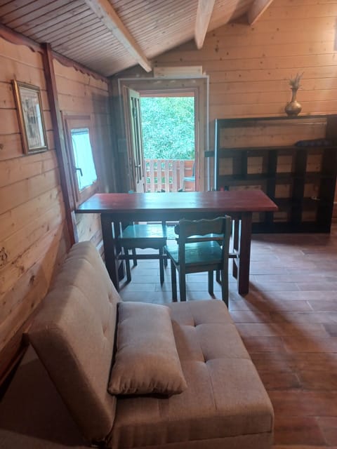 Comfort Bungalow | Living area | Flat-screen TV