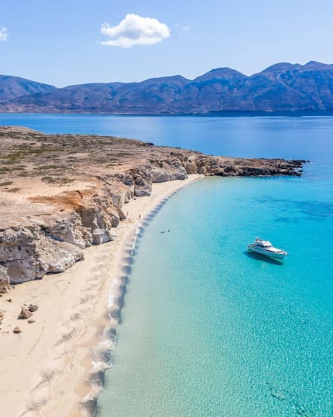 Beach nearby, beach shuttle