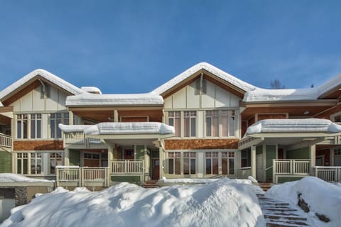 The front of The perks at Sunpeaks