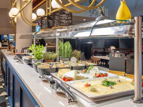 Daily buffet breakfast for a fee